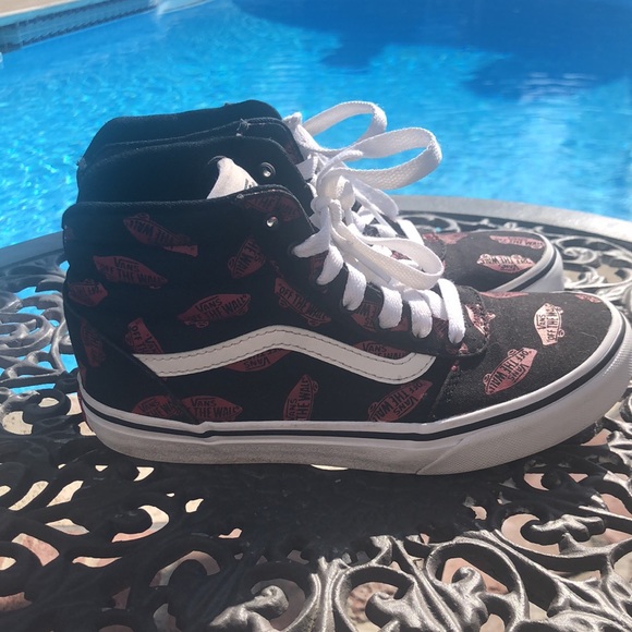 Vans- unisex US size 3 EUR 34 high tops black and red - Picture 4 of 8